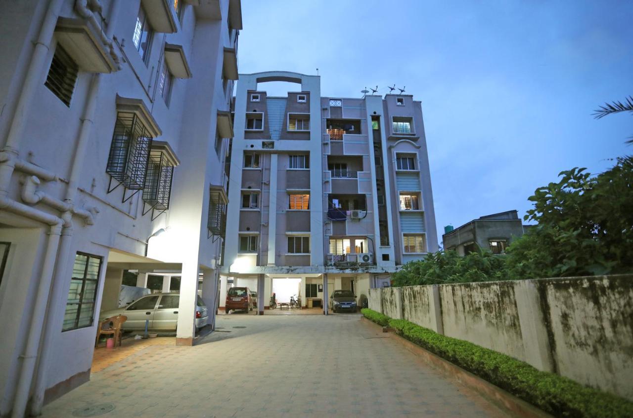 Oyo 14818 Sudarshan Apartment Kalkutta Exterior foto