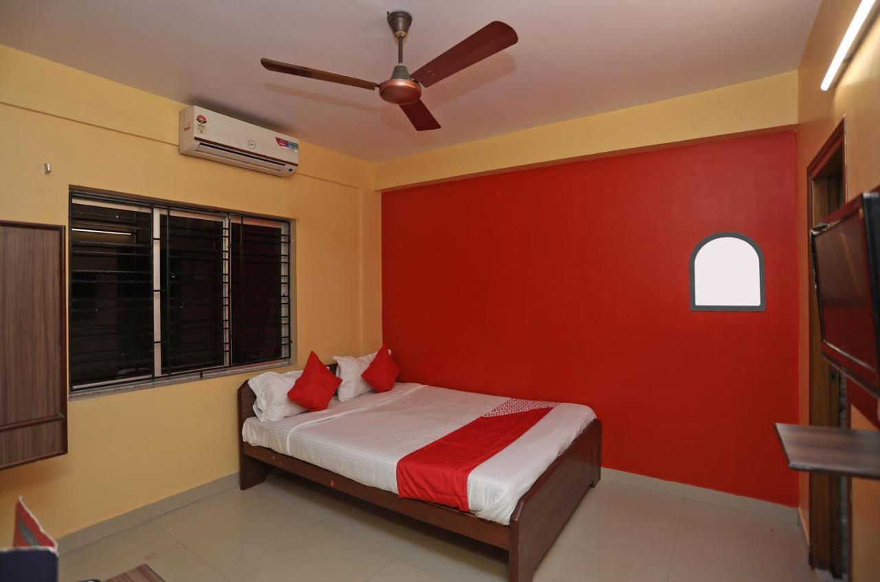 Oyo 14818 Sudarshan Apartment Kalkutta Exterior foto